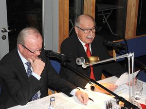 Willi Prommersberger und Toni Hartenstein lasen humorige und besinnliche Geschichten